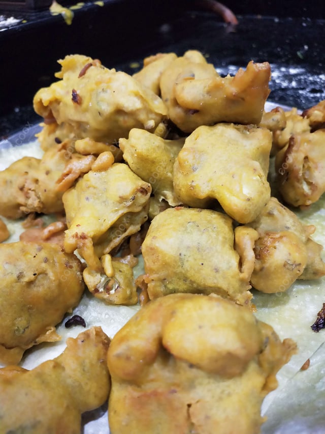 Delicious Mix Pakode prepared by COOX