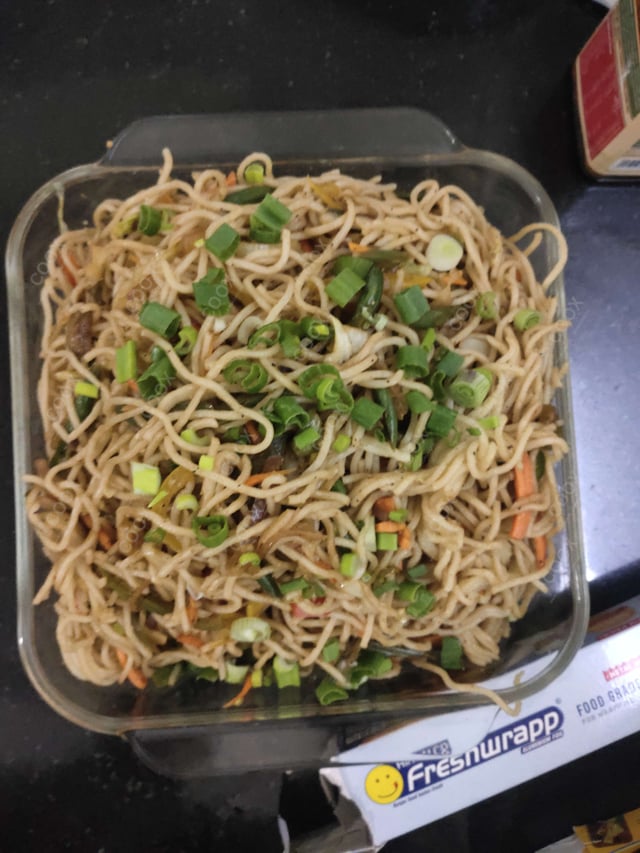 Delicious Veg Hakka Noodles prepared by COOX