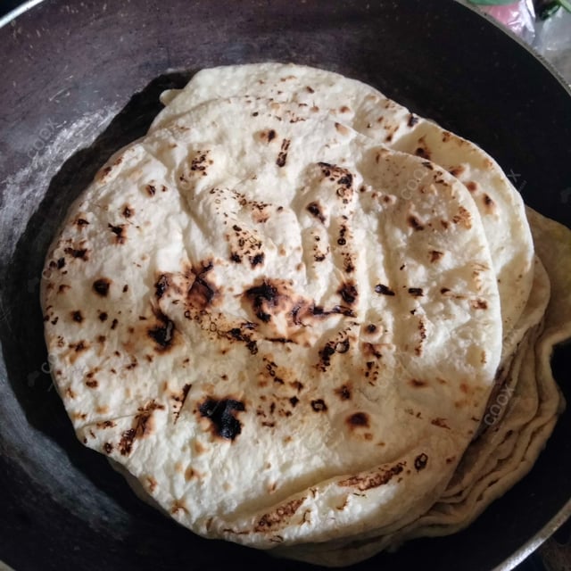 Delicious Tawa Rotis prepared by COOX