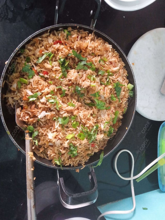 Delicious Veg Fried Rice prepared by COOX