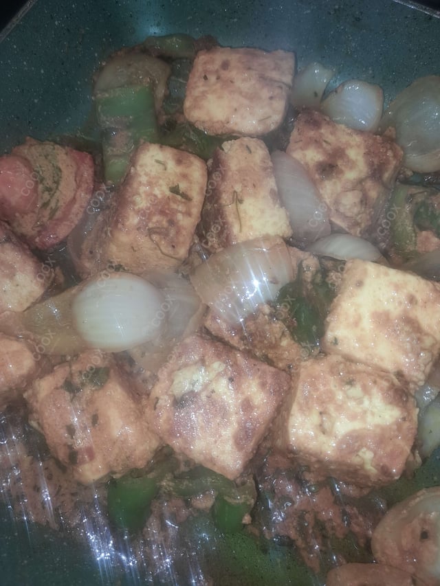 Delicious Paneer Tikka prepared by COOX