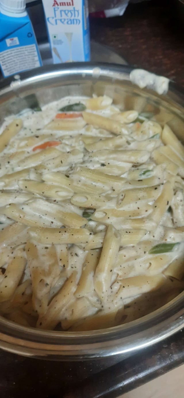 Delicious Pasta in White Sauce prepared by COOX